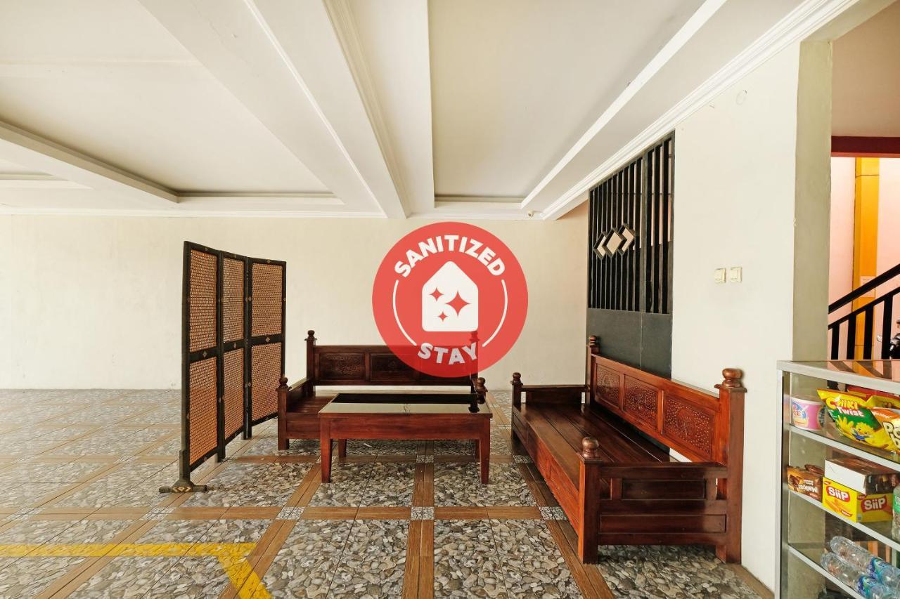 OYO 91453 Hotel Srikandi Gejayan Maguwo Bagian luar foto