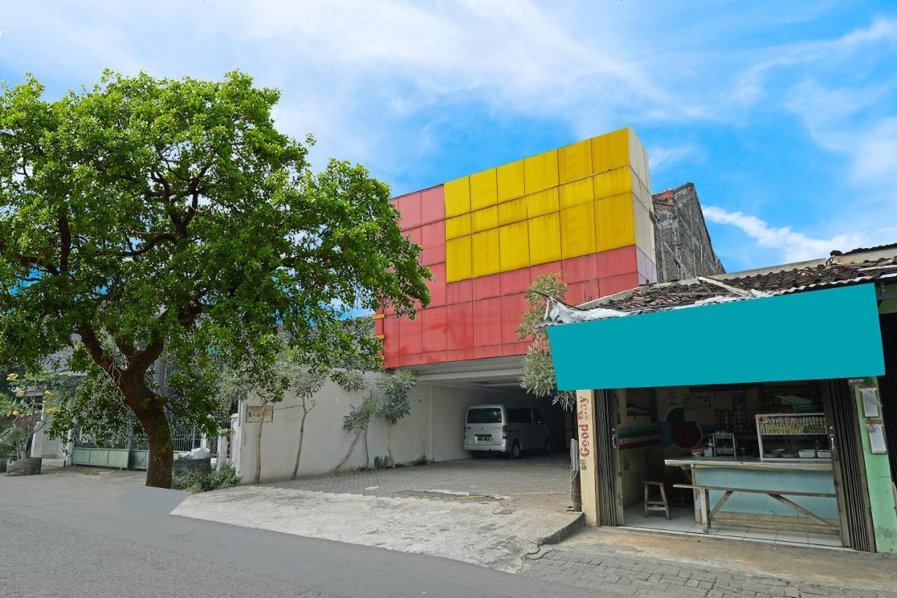 OYO 91453 Hotel Srikandi Gejayan Maguwo Bagian luar foto